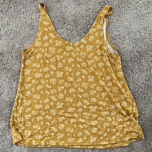 Oak and Fort sleeveless floral yellow top size SMALL.